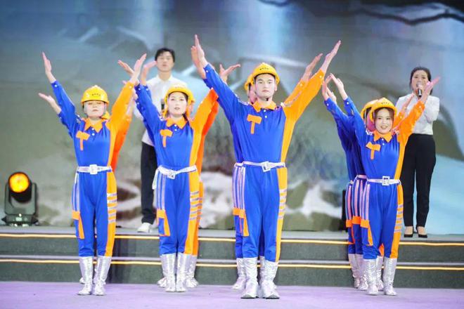 中国梦·劳动美 德阳市2024年庆祝“五一”国际劳动节文艺汇演举行(图8)