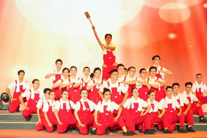 中国梦·劳动美 德阳市2024年庆祝“五一”国际劳动节文艺汇演举行(图18)
