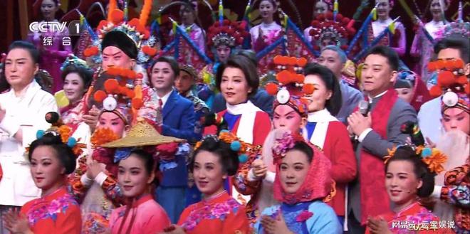 2024央视新年戏曲晚会:名家精彩荟萃网友一致好评(图9) 2024央视新年戏曲晚会:名家精彩荟萃网友一致好评(图9)