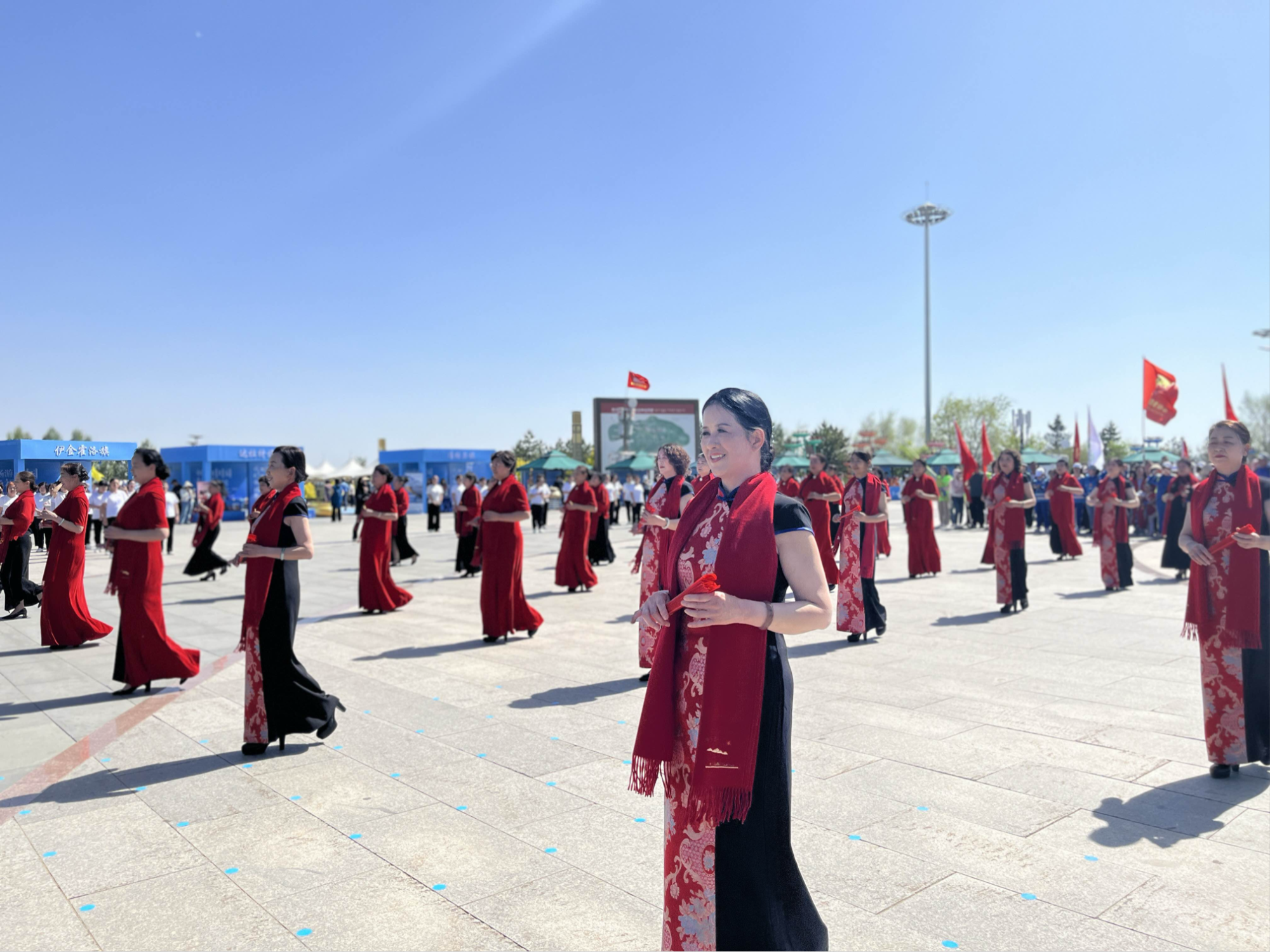 “畅游暖城 购享旅行”鄂尔多斯欢迎您(图2) “畅游暖城 购享旅行”鄂尔多斯欢迎您(图2)