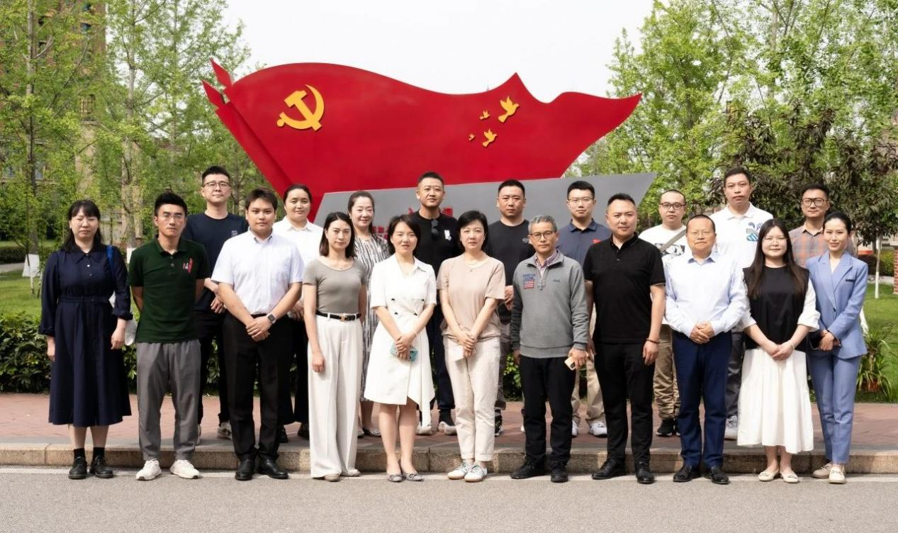 四川文化传媒职业学院举行2024年职业教育活动周启动仪式(图4) 四川文化传媒职业学院举行2024年职业教育活动周启动仪式(图4)