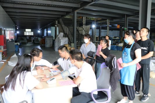 济宁市微山县张楼镇组织开展2024年科技活动周暨全国科技工作者日活动(图2) 济宁市微山县张楼镇组织开展2024年科技活动周暨全国科技工作者日活动(图2)