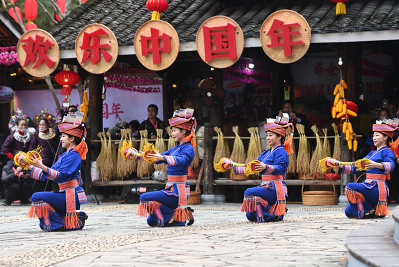 2024年全国春节“村晚”主会场活动在广西柳州举办(图10) 2024年全国春节“村晚”主会场活动在广西柳州举办(图10)