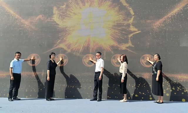 第四波2024年上海统战文化周主题演绎活动集锦来啦→(图4) 第四波2024年上海统战文化周主题演绎活动集锦来啦→(图4)
