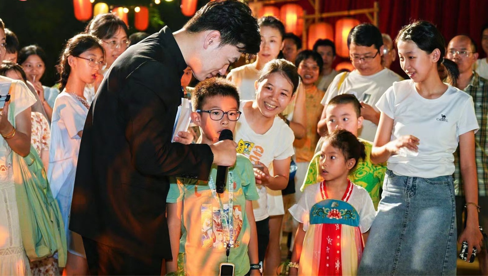 海口举办主题文化活动庆七夕(图3) 海口举办主题文化活动庆七夕(图3)