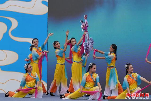 2024年全国“我们的节日・七夕”主题文化活动在西和县举行(图3) 2024年全国“我们的节日・七夕”主题文化活动在西和县举行(图3)