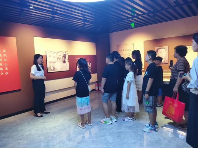东丰县妇联开展“红色文化润童心 关爱相伴护成长”2024年暑期红色研学活动(图2) 东丰县妇联开展“红色文化润童心 关爱相伴护成长”2024年暑期红色研学活动(图2)