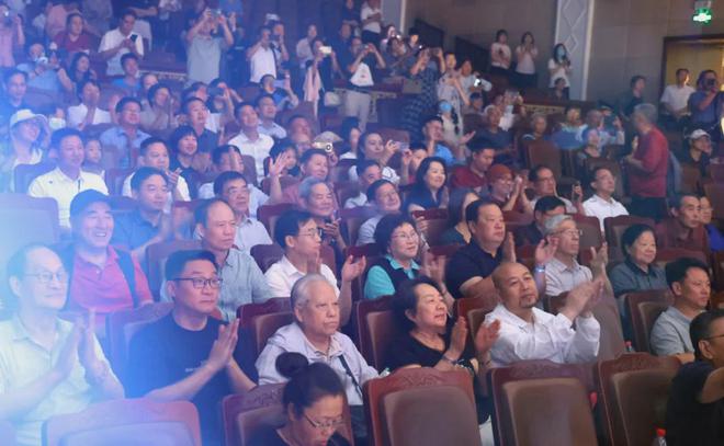 “戏剧中国”2024年度优秀剧目展演—大型现代文曲戏《广济往事(图7) “戏剧中国”2024年度优秀剧目展演—大型现代文曲戏《广济往事(图7)