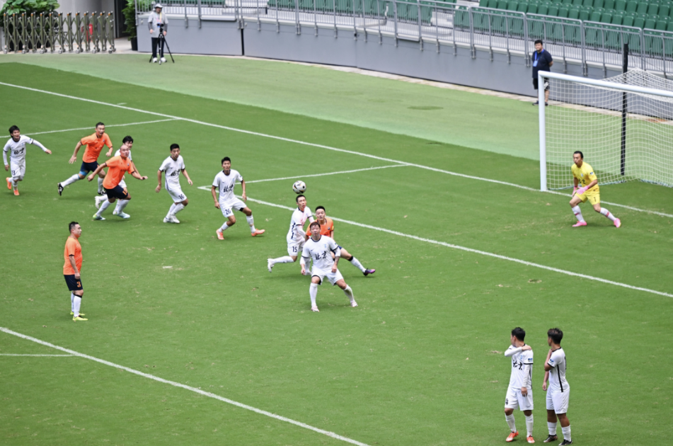 2024年第十届“工体杯”首都职工足球联赛开赛(图2)