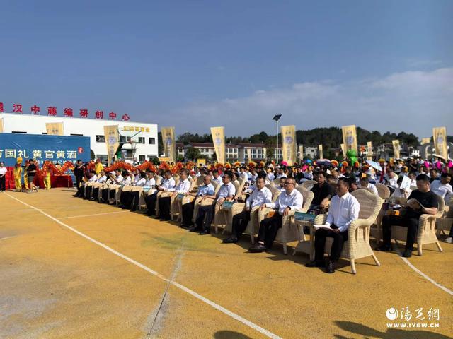 南郑区2024年非遗活动周暨第二届黄酒文化旅游季活动启动(图6) 南郑区2024年非遗活动周暨第二届黄酒文化旅游季活动启动(图6)