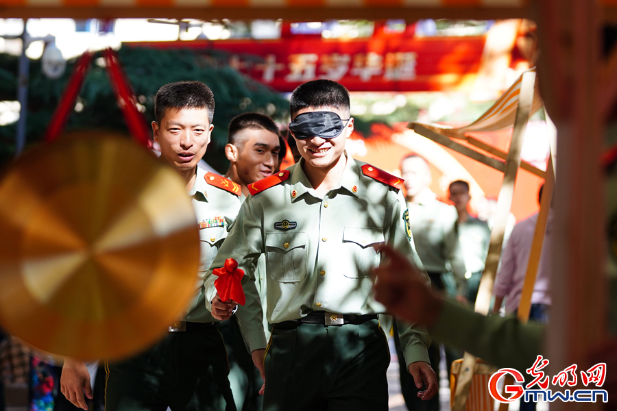国庆期间 武警北京总队执勤第六支队开展多样文化活动(图3) 国庆期间 武警北京总队执勤第六支队开展多样文化活动(图3)