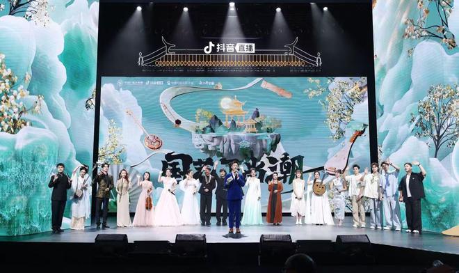 当戏剧走出剧院年轻人“入戏”方式更多样丨行业观察(图2) 当戏剧走出剧院年轻人“入戏”方式更多样丨行业观察(图2)