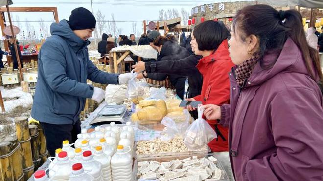 2024年塔城冬季冰雪文化系列活动 6大系列活动点燃冬日激情(图7) 2024年塔城冬季冰雪文化系列活动 6大系列活动点燃冬日激情(图7)