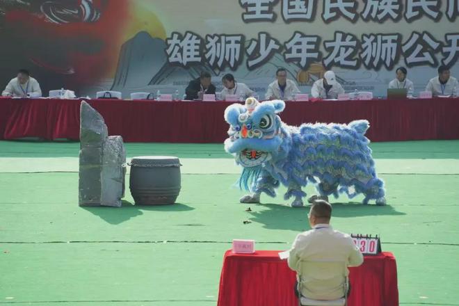 太帅了!这群徐闻醒狮少年获全国龙狮奖项!(图7) 太帅了!这群徐闻醒狮少年获全国龙狮奖项!(图7)