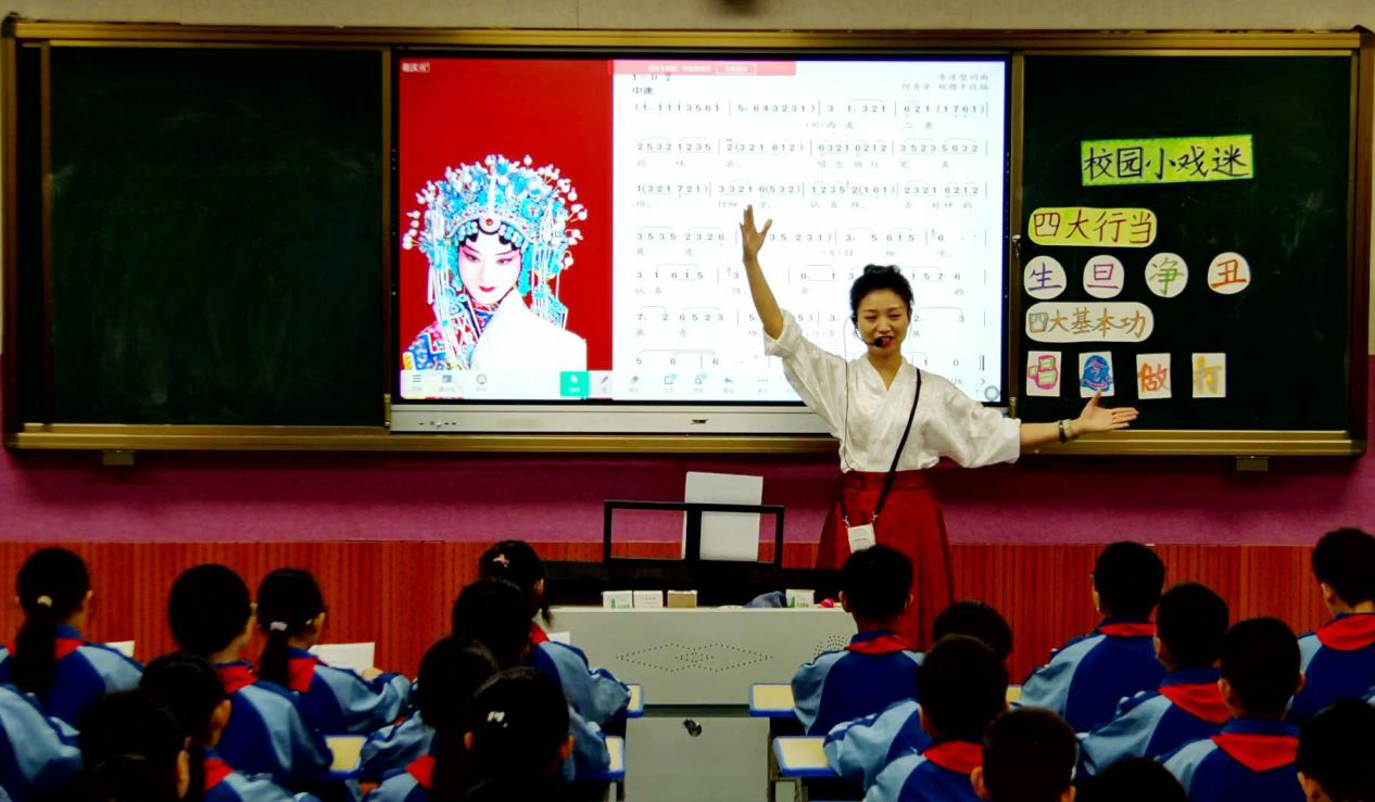 湖南衡阳传承戏曲文化滋润童心(图3) 湖南衡阳传承戏曲文化滋润童心(图3)