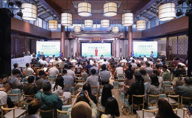 奏响时代强音 凝聚奋进力量——2024年安顺市宣传思想文化工作综述(图13) 奏响时代强音 凝聚奋进力量——2024年安顺市宣传思想文化工作综述(图13)