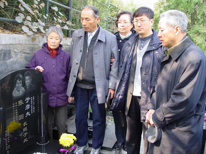 还记得新中国22大明星吗?如今5位健在最大的97岁最小87岁(图15) 还记得新中国22大明星吗?如今5位健在最大的97岁最小87岁(图15)